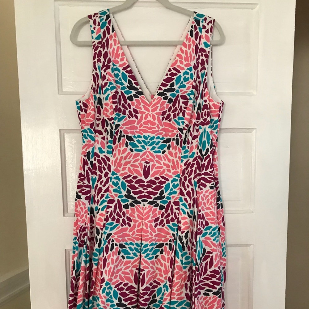 Anne Klein sleeveless dress.